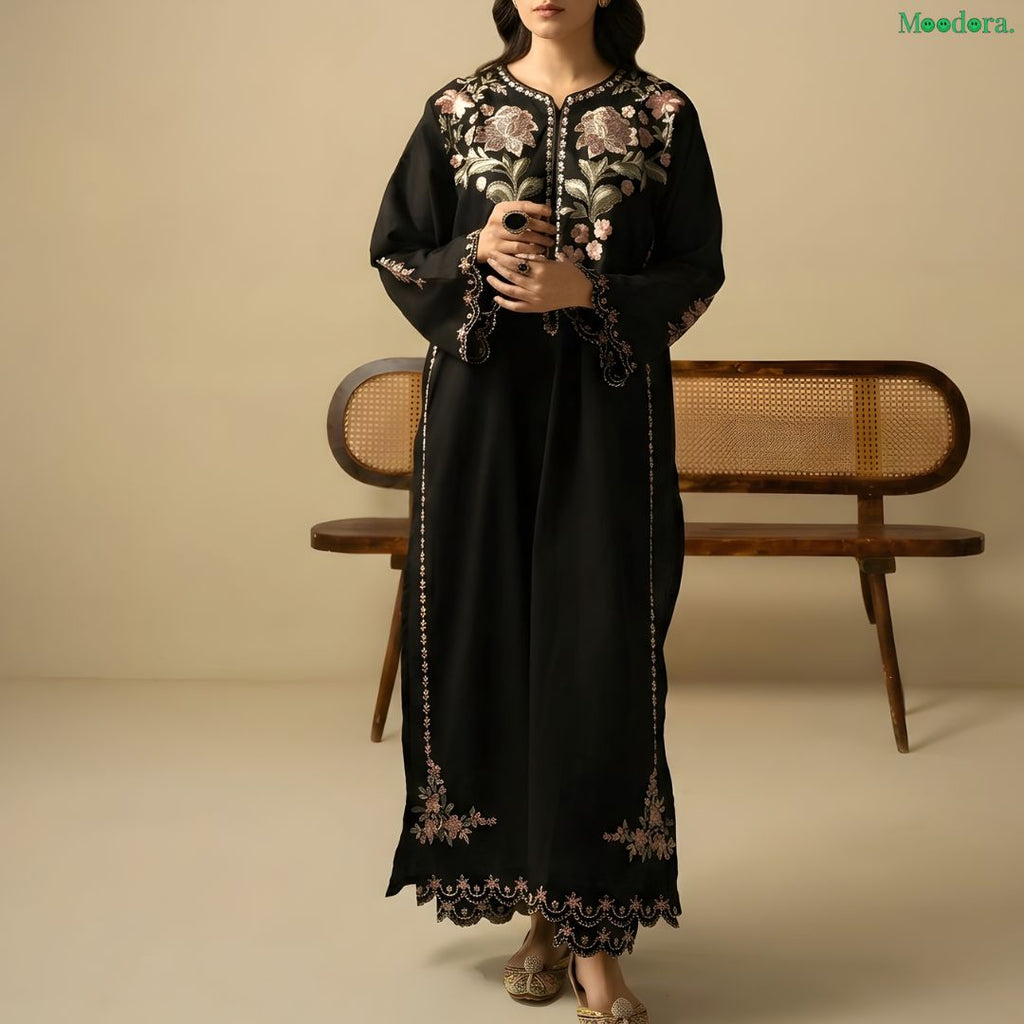 Moodora Batool 2-Piece Stitched Winter Suit – Black Cutwork Embroidered Cotton/Dhanak