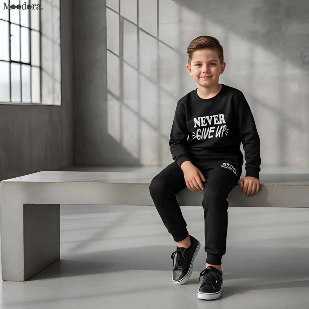 Moodora Kids “Never Give Up” Printed Black Tracksuit Set – Warm Fleece Sweatshirt & Trouser